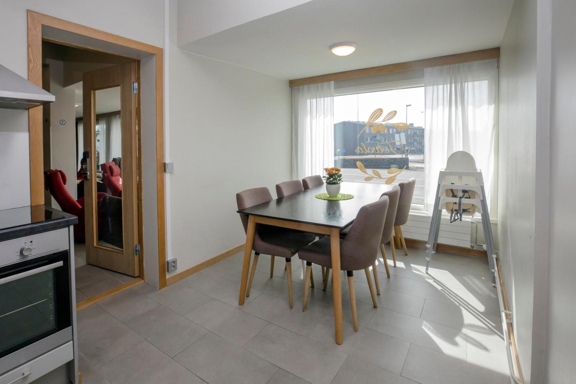 Hotelli Toivola Kemi Exterior photo